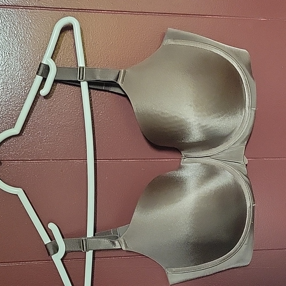 Soma Bra vanishing back balconet